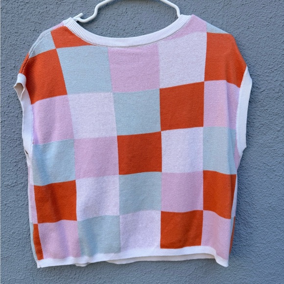 Colorful Checkered Sleeveless Top, Size Medium - Picture 3 of 3